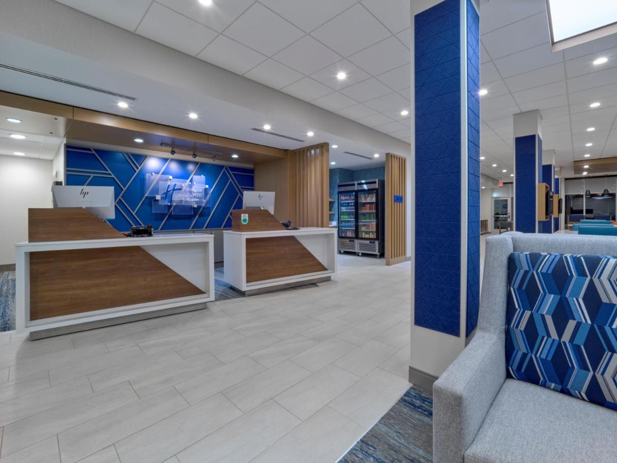 Holiday Inn Express - Huntsville Space Center By Ihg Bagian luar foto